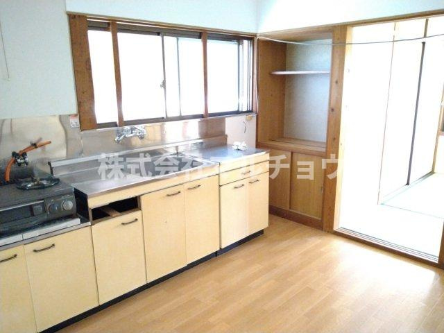 マンション珂志摩のキッチン|コンパクトなキッチンで掃除もラクラク