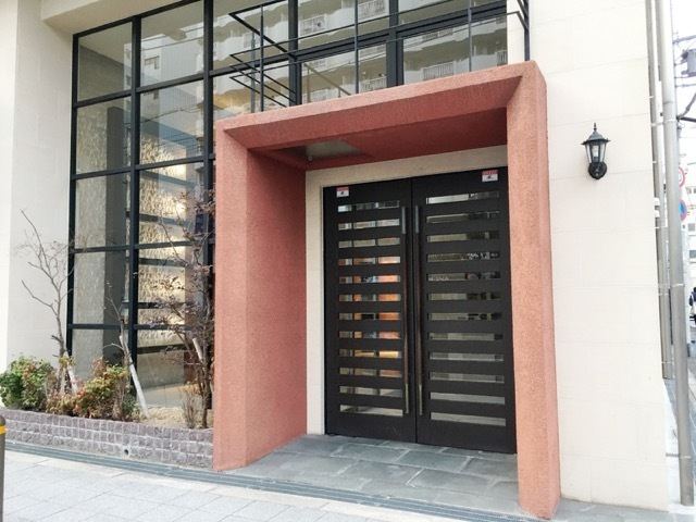 【エントランス】