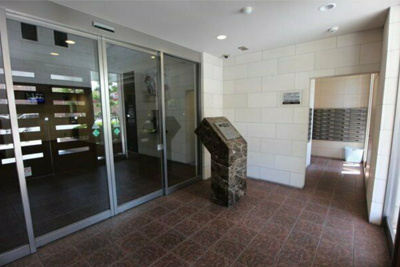 【エントランス】 | アスリート 難波WEST