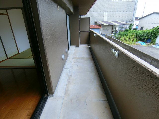 アスガルドのバルコニー|同物件別部屋写真