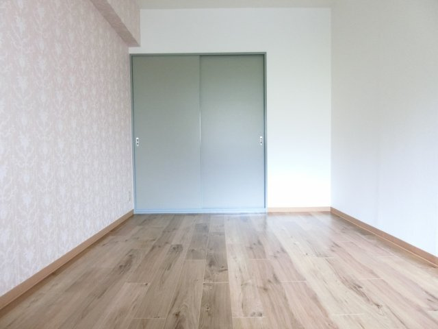 アスガルドの洋室|同物件別部屋写真