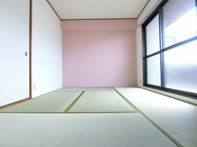 アスガルドの和室|同物件別部屋写真