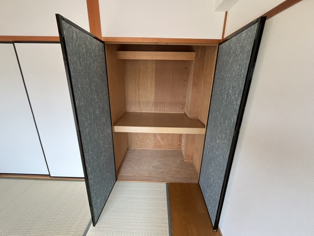 メゾンロゼのトイレ|同マンション別部屋写真