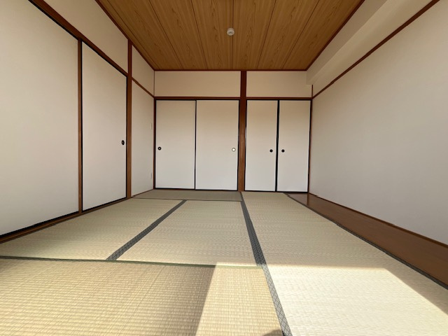 メゾンロゼの玄関|同マンション別部屋写真