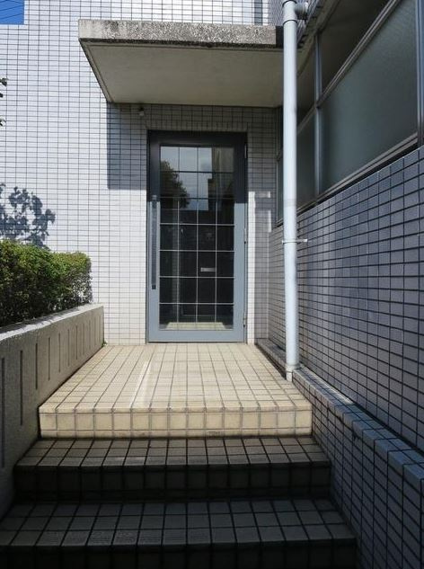 トップ市ヶ谷のエントランス|トップ市ヶ谷