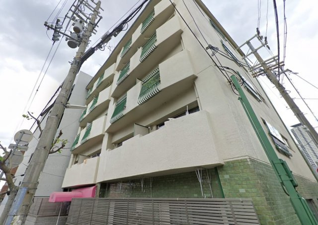 熊内グリーンハイツの外観