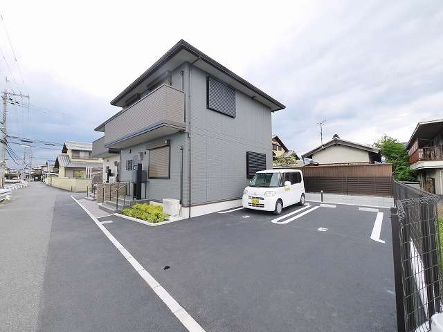 ヴェルトメゾンの駐車場|駐車場があります