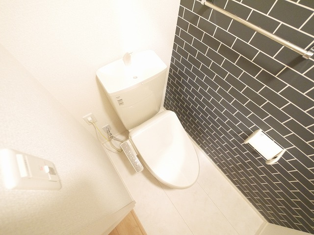 ヴェルトメゾンのトイレ|落ち着いたトイレです
