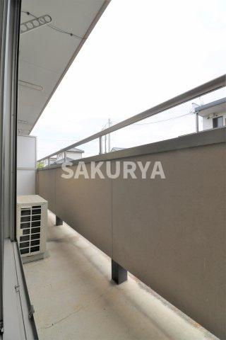 ヴァン・ヴェール寺岡Ⅲのバルコニー|現況と異なる場合があります。