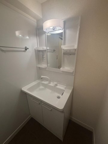 ボヌール天神の独立洗面台