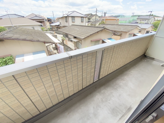 熊本市北区八景水谷３丁目のアパートのバルコニー