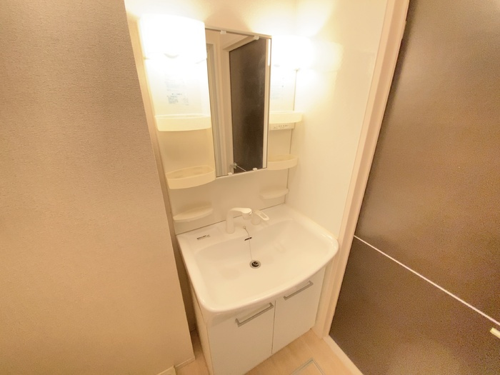 熊本市北区八景水谷３丁目のアパートの洗面所