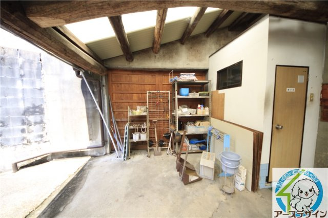 魚住町中尾貸し倉庫のその他