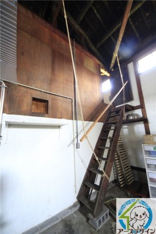 魚住町中尾貸し倉庫のその他