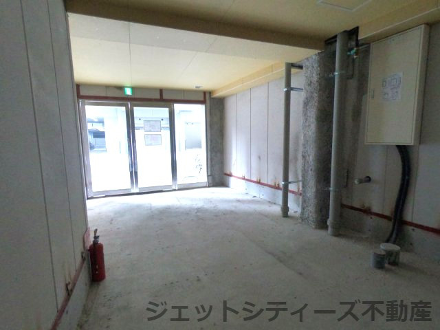 【内装】 | ネオス同心