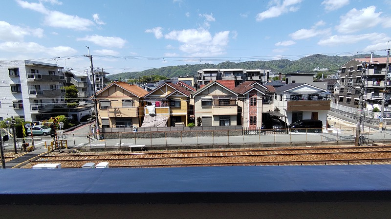箕面市半町３丁目の中古マンションの展望