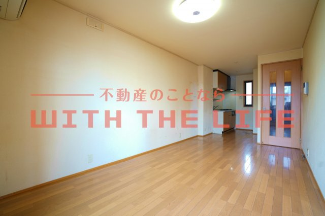 ヴェルジュール・N【キャッシュバック対象物件】の居間・リビング|使いやすい居間です