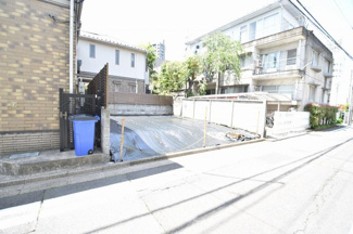 【外観】 | 現地見学や資料請求などお気軽にお問合わせ下さい。
周辺環境とあわせて現地ご案内致します。