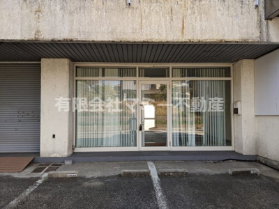 【エントランス】 | 小古曽店舗事務所T