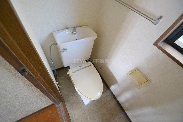 古江東町貸店舗のトイレ