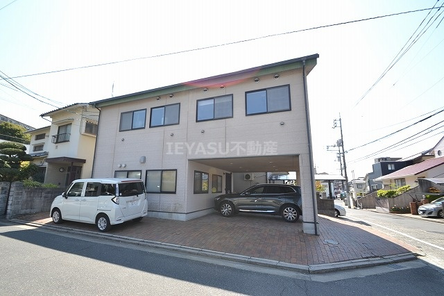 古江東町貸店舗の外観