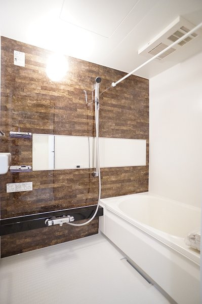 Grand Reveの浴室|追い焚き機能付きオートバス♪浴室乾燥機付き