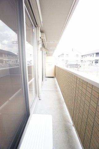 【バルコニー】 | テラスガーデン | 同物件・同タイプの写真です。