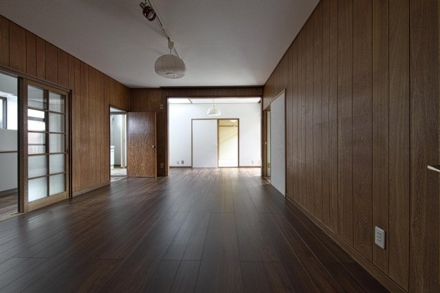 【居間・リビング】 | ロワール荘