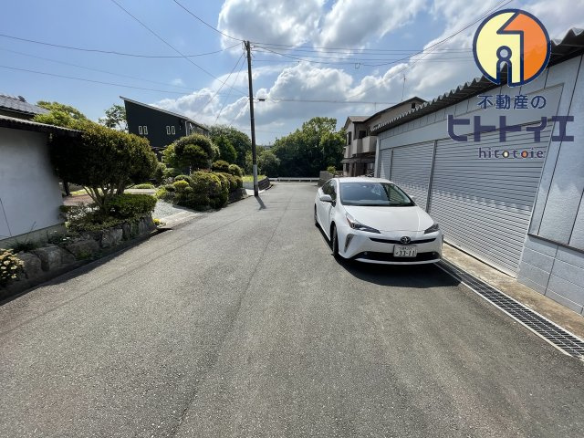 中古住宅)広川町藤田の前面道路含む現地写真