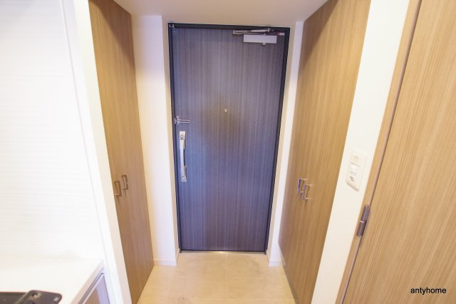 S-RESIDENCE新大阪Garden　仲介手数料無料の玄関