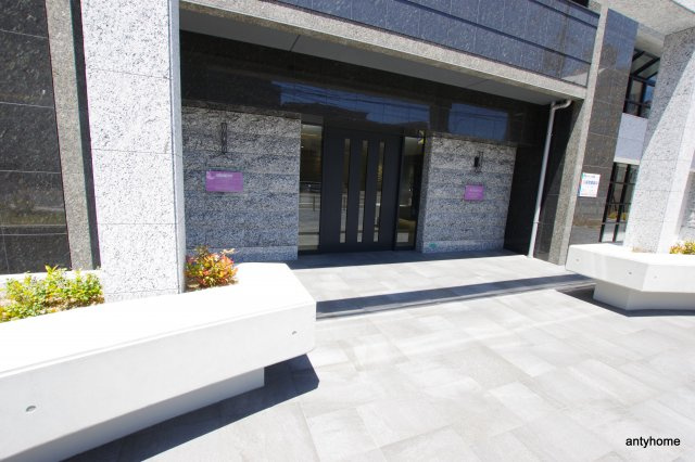 S-RESIDENCE新大阪Garden　仲介手数料無料のエントランス