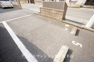 【駐車場】