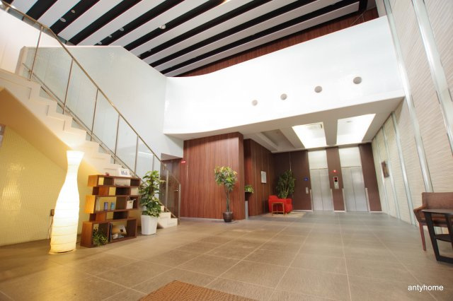 パークフラッツ江坂　仲介手数料無料のロビー