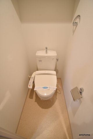 パークフラッツ江坂　仲介手数料無料のトイレ