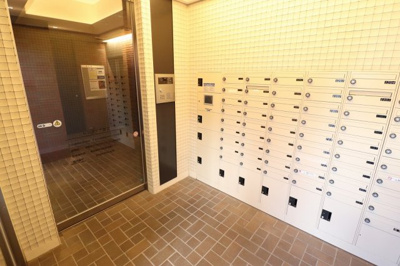 【エントランス】 | レジディア国立