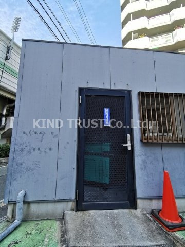 おおきに大阪天満サニーアパートメントのその他共用部分|敷地内ごみ置き場です