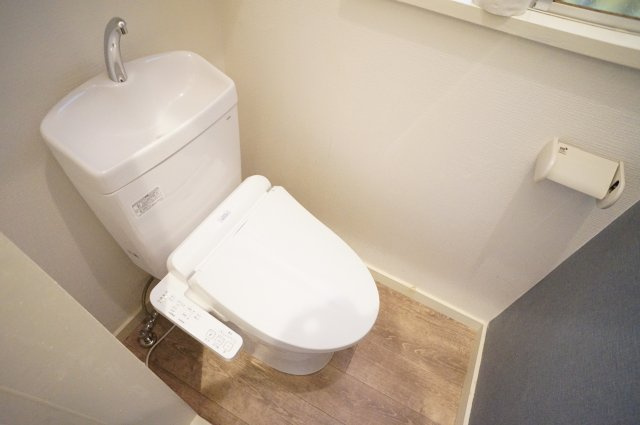 芝山貸家のトイレ