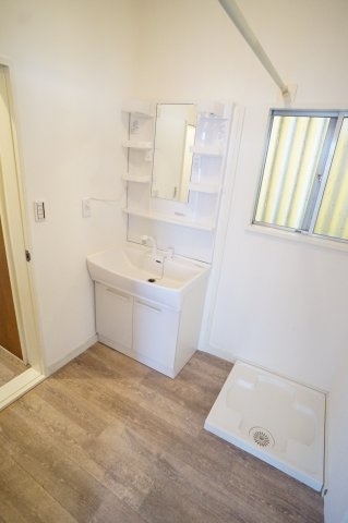 芝山貸家の洗面所