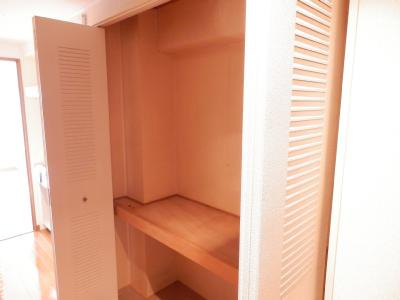 ライオンズマンション四条堀川の収納|廊下収納