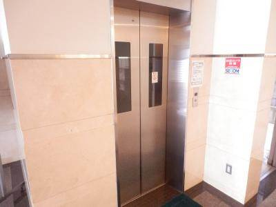 ライオンズマンション四条堀川のその他|エレベーター