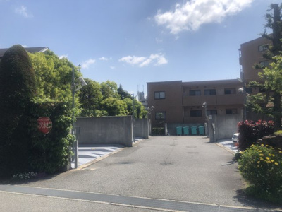 【駐車場】 | アーバンビュー夙川霞町 | 駐車場も空きがございます。（各種サイズがございますので、お問い合わせください。）