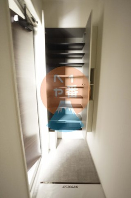 【玄関】 | D-room浜町 | シューズボックス付きです