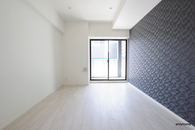 プレイシズ新大阪 仲介手数料無料の居間・リビング