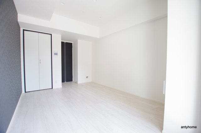 プレイシズ新大阪 仲介手数料無料の寝室