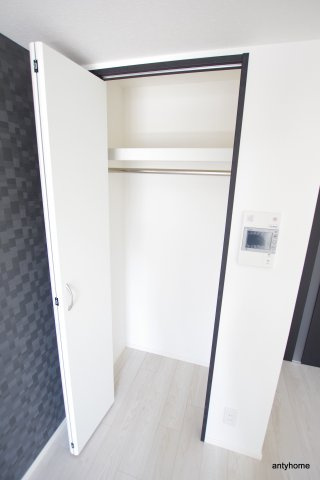 プレイシズ新大阪 仲介手数料無料の収納