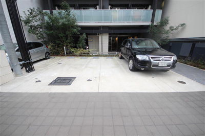 【駐車場】 | コンフォリア心斎橋EAST