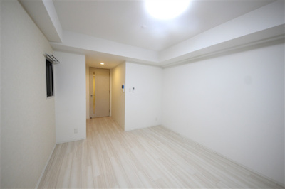 【洋室】 | コンフォリア心斎橋EAST