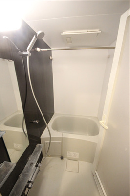 【浴室】 | コンフォリア心斎橋EAST