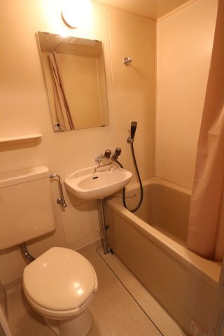 リバーサイド山本の浴室