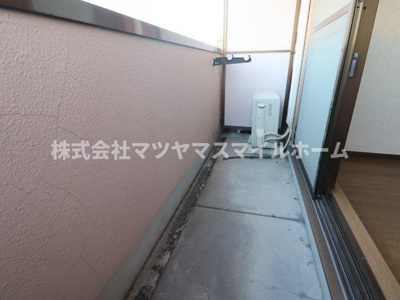 【バルコニー】 | ランドロードトミオ